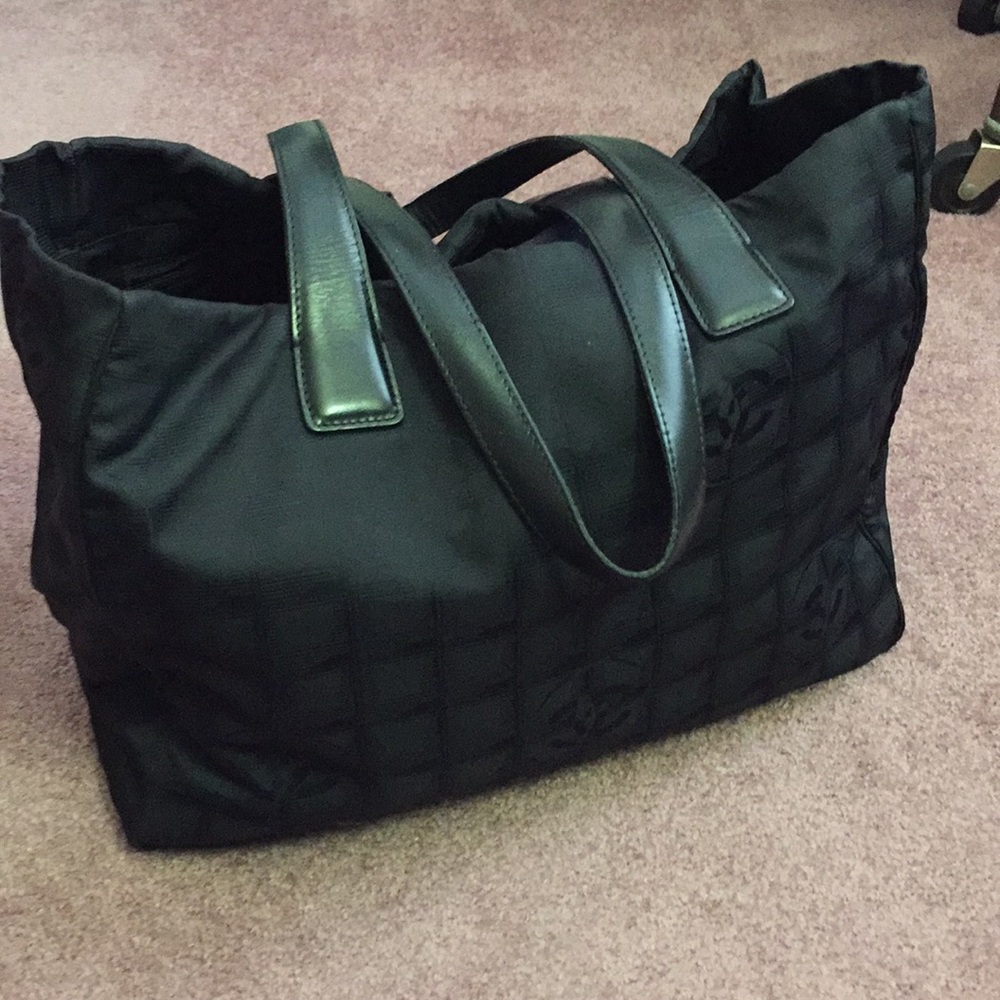 Chanel tote